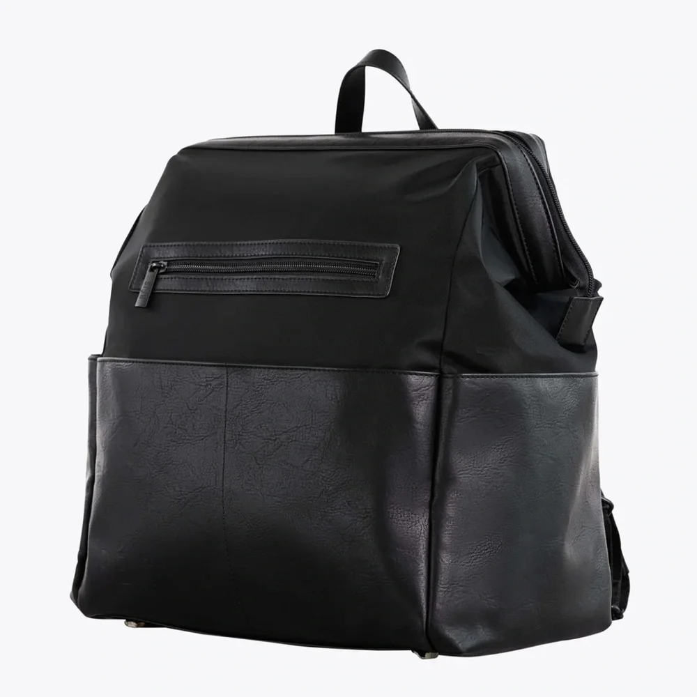 BEIS The Backpack Diaper Bag In Black